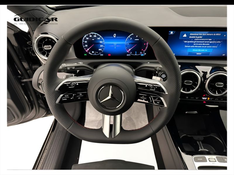GuidiCar - MERCEDES BENZ Classe a 1 A 180 d Automatic AMG Line ADVANCED Nuovo