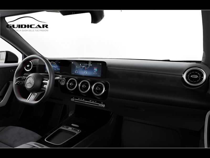 GuidiCar - MERCEDES BENZ Classe a 1 A 180 d Automatic AMG Line ADVANCED Nuovo