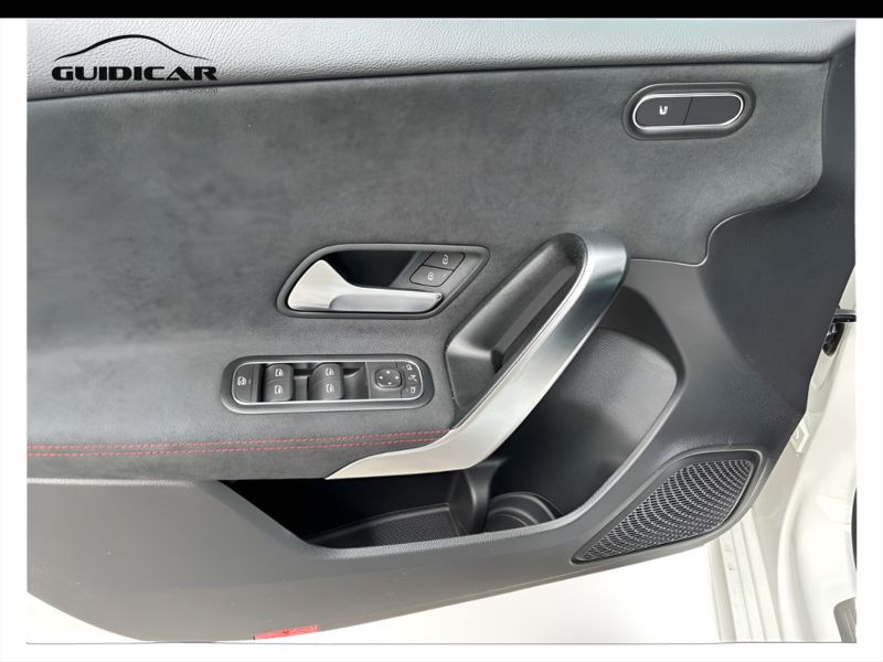 GuidiCar - MERCEDES BENZ Classe a 1 A 180 d Automatic AMG Line ADVANCED Nuovo