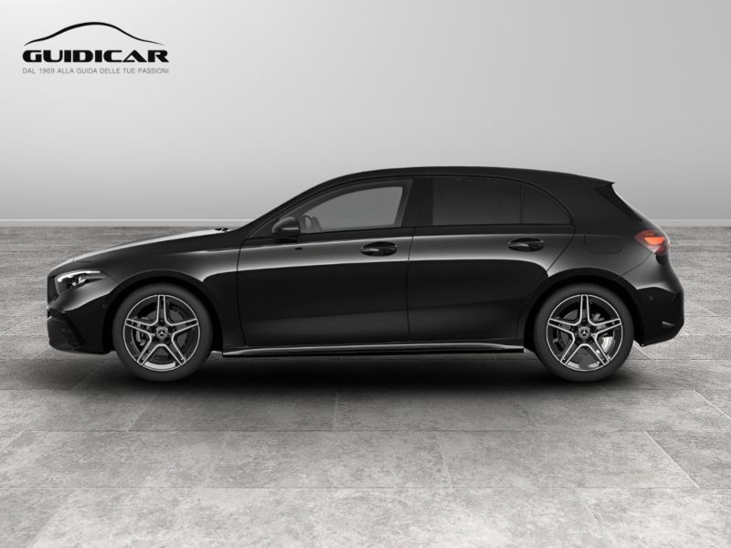 GuidiCar - MERCEDES BENZ Classe a 1 A 180 d Automatic AMG Line ADVANCED Nuovo