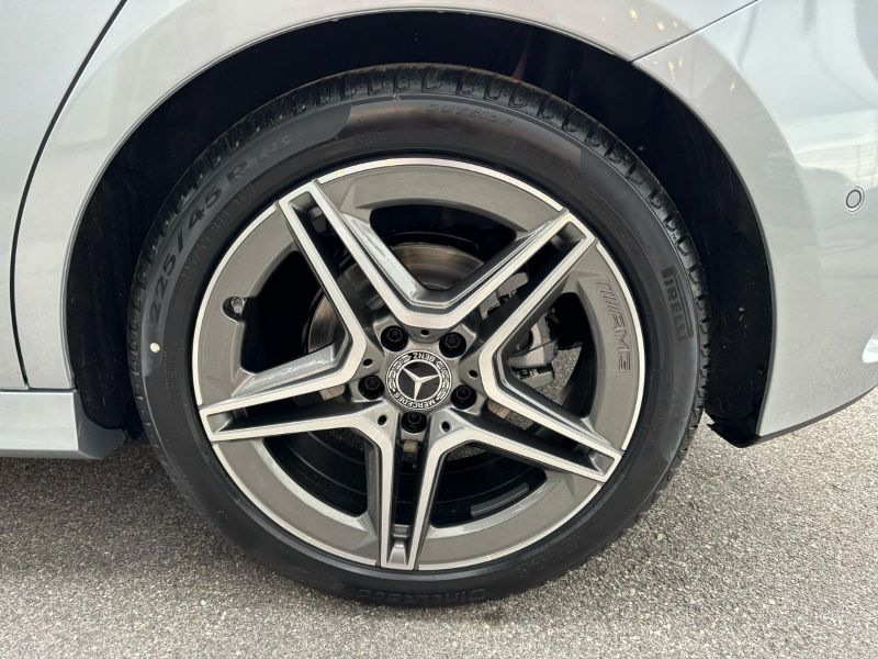 GuidiCar - MERCEDES BENZ Classe a 1 A 180 d Automatic AMG Line ADVANCED PLUS Nuovo