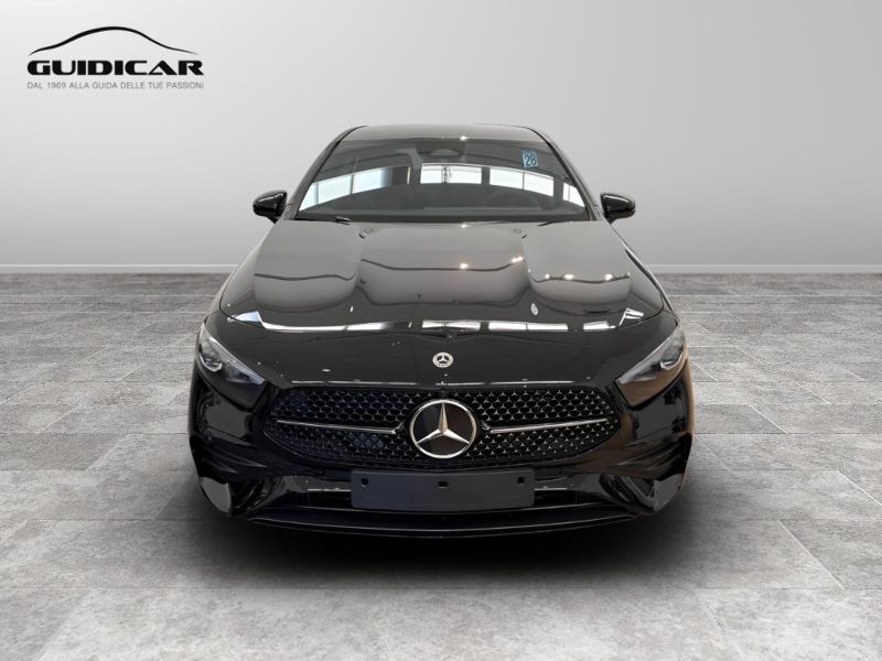 GuidiCar - MERCEDES BENZ Classe a 1 A 180 d Automatic AMG Line ADVANCED Nuovo