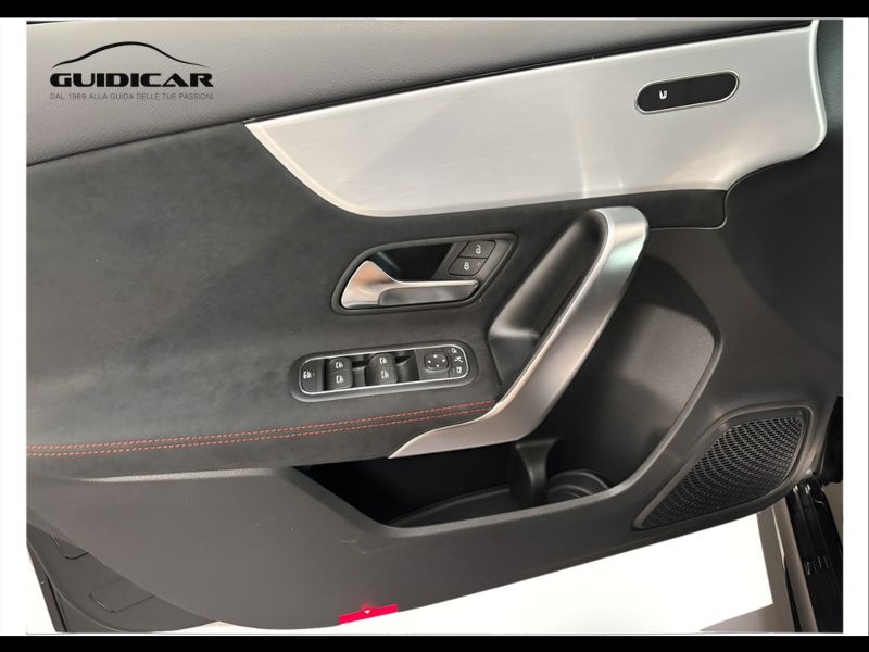 GuidiCar - MERCEDES BENZ Classe a 1 A 180 d Automatic AMG Line ADVANCED Nuovo