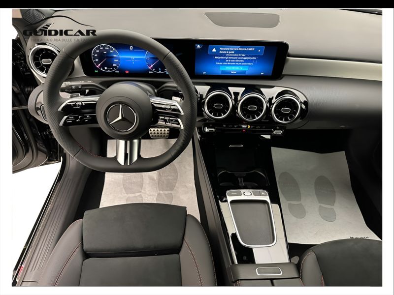 GuidiCar - MERCEDES BENZ Classe a 1 A 180 d Automatic AMG Line ADVANCED Nuovo