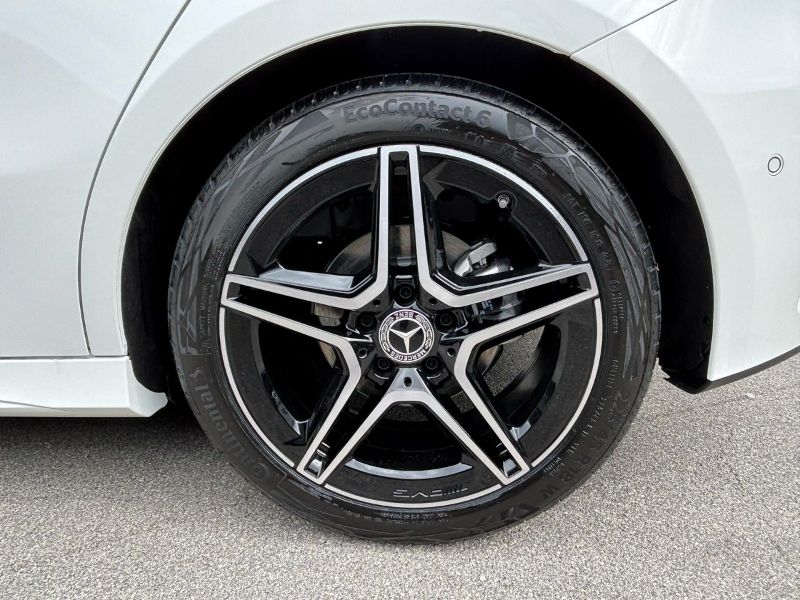 GuidiCar - MERCEDES BENZ Classe a 1 A 180 d Automatic AMG Line ADVANCED Nuovo