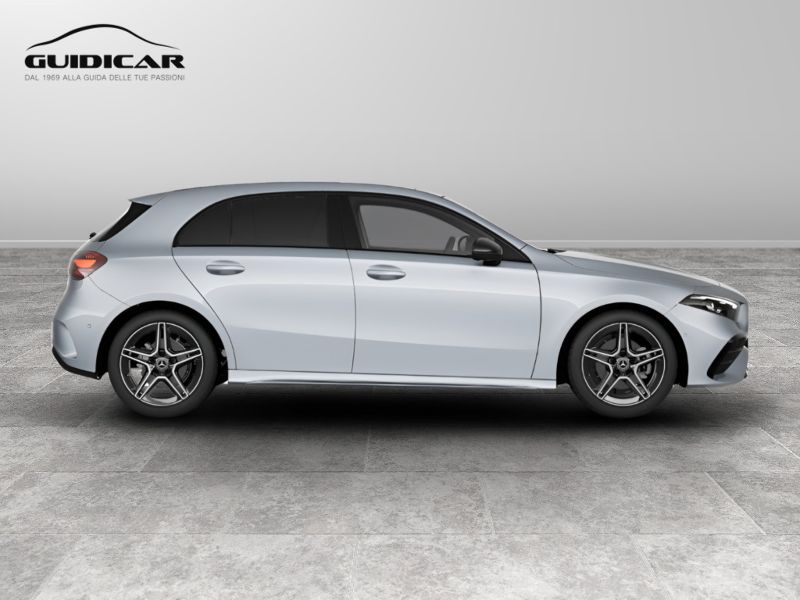 GuidiCar - MERCEDES BENZ Classe a 1 A 180 d Automatic AMG Line ADVANCED Nuovo