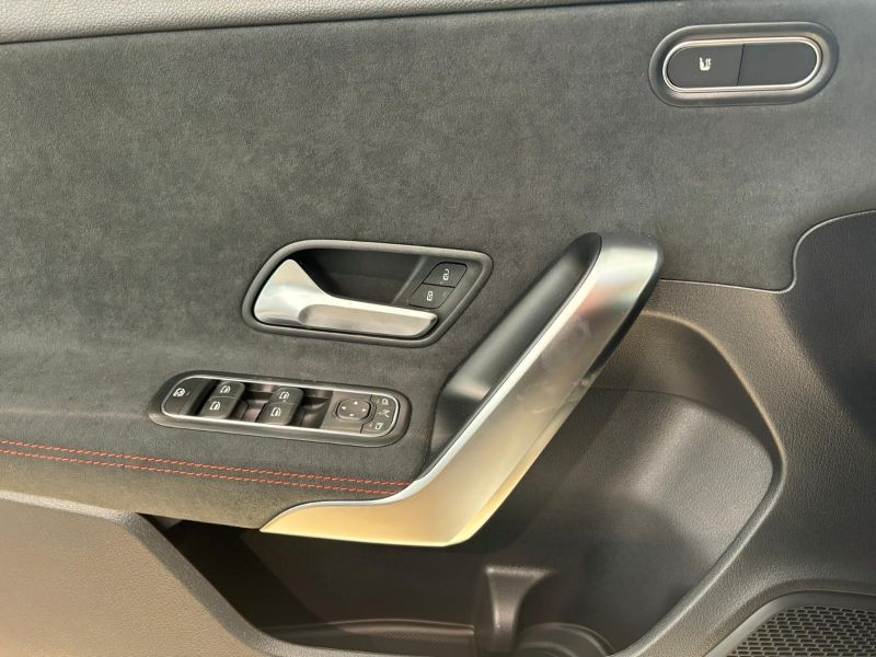 GuidiCar - MERCEDES BENZ Classe a 1 A 180 d Automatic AMG Line ADVANCED PLUS Nuovo