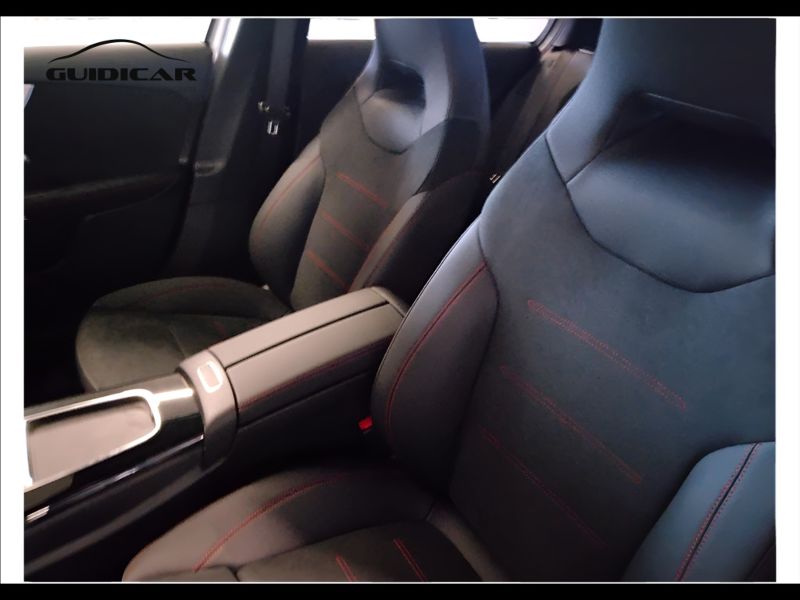 GuidiCar - MERCEDES BENZ Classe a 1 A 180 d Automatic AMG Line ADVANCED Nuovo