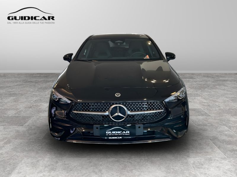 GuidiCar - MERCEDES BENZ Classe a 1 A 180 d Automatic AMG Line ADVANCED PLUS Nuovo