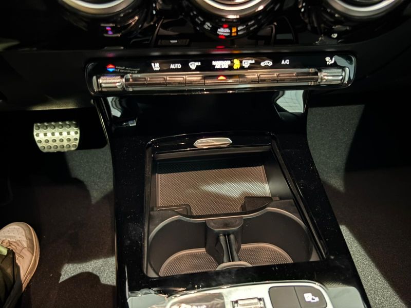 GuidiCar - MERCEDES BENZ Classe a 1 A 180 d Automatic AMG Line ADVANCED Nuovo