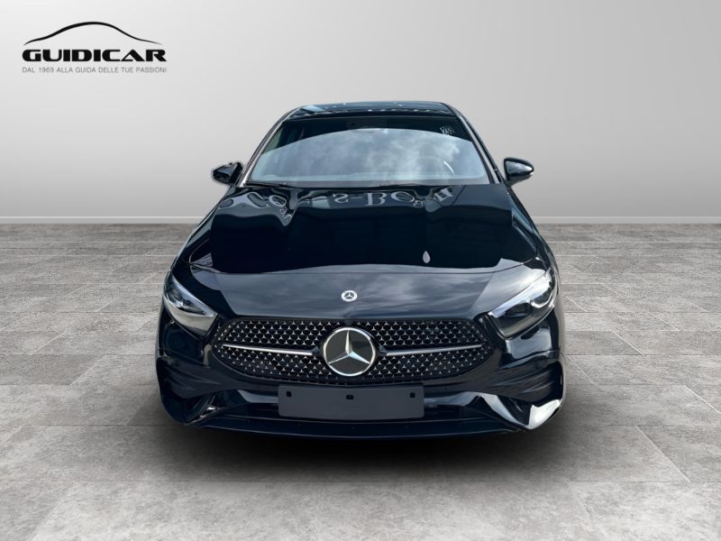 GuidiCar - MERCEDES BENZ Classe a 1 A 180 d Automatic AMG Line ADVANCED Nuovo