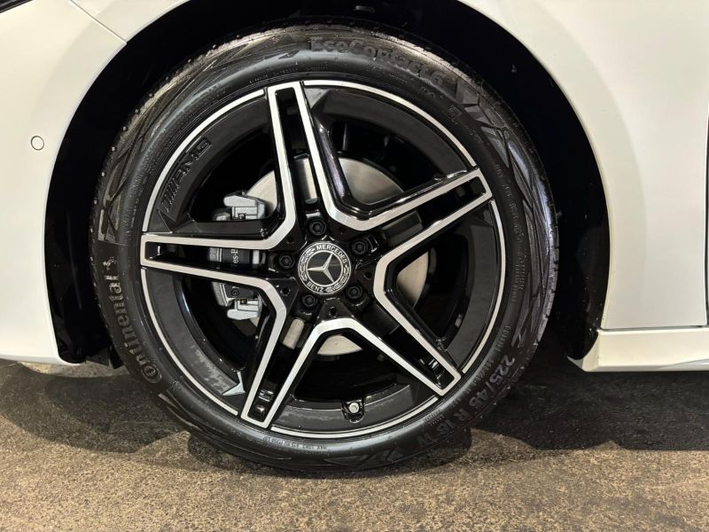 GuidiCar - MERCEDES BENZ Classe a 1 A 180 d Automatic AMG Line ADVANCED Nuovo