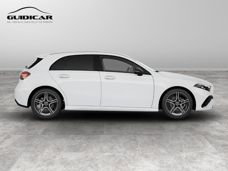 GuidiCar - MERCEDES BENZ Classe a 1 A 180 d Automatic AMG Line ADVANCED Nuovo