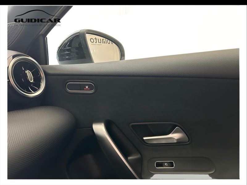 GuidiCar - MERCEDES BENZ Classe a 1 A 180 d Automatic AMG Line ADVANCED Nuovo