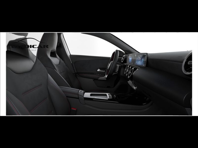 GuidiCar - MERCEDES BENZ Classe a 1 A 180 d Automatic AMG Line ADVANCED Nuovo