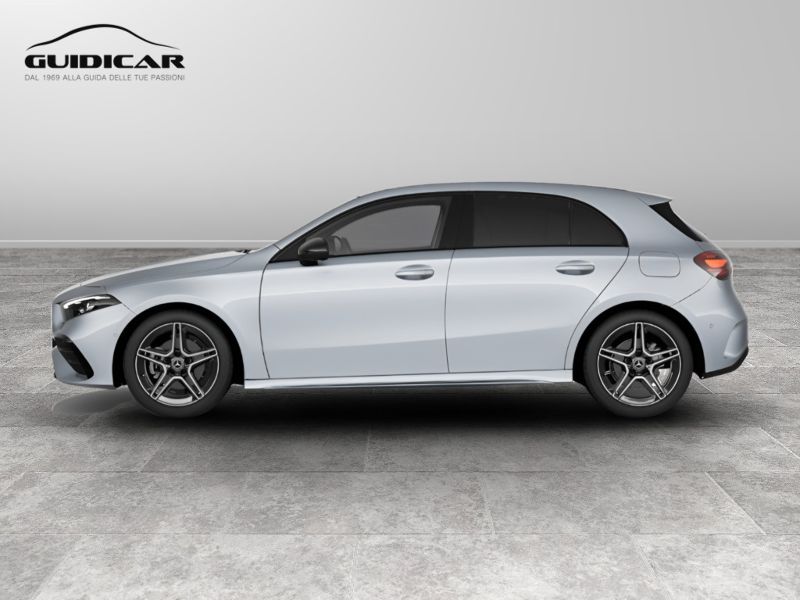 GuidiCar - MERCEDES BENZ Classe a 1 A 180 d Automatic AMG Line ADVANCED Nuovo