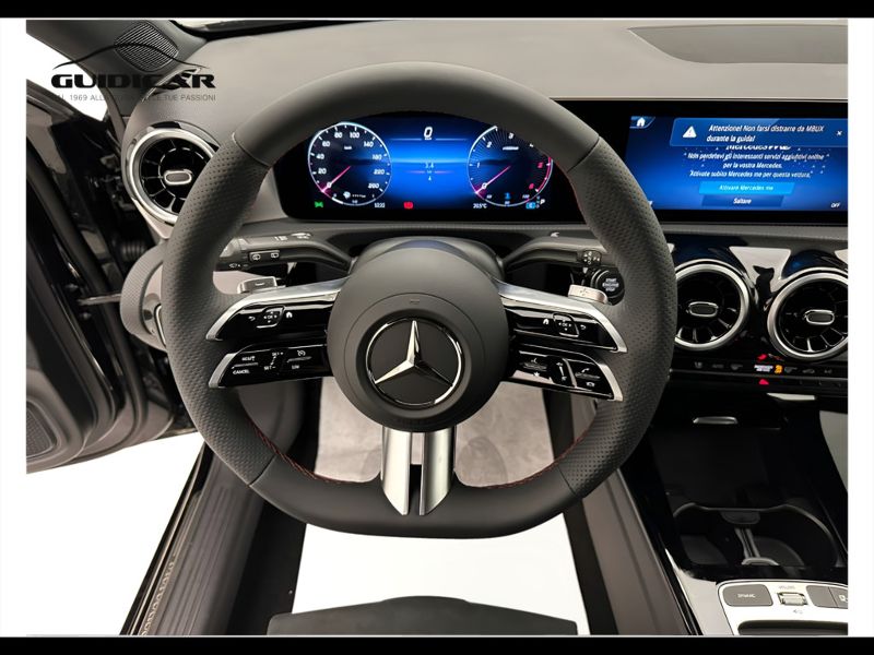GuidiCar - MERCEDES BENZ Classe a 1 A 180 d Automatic AMG Line ADVANCED Nuovo