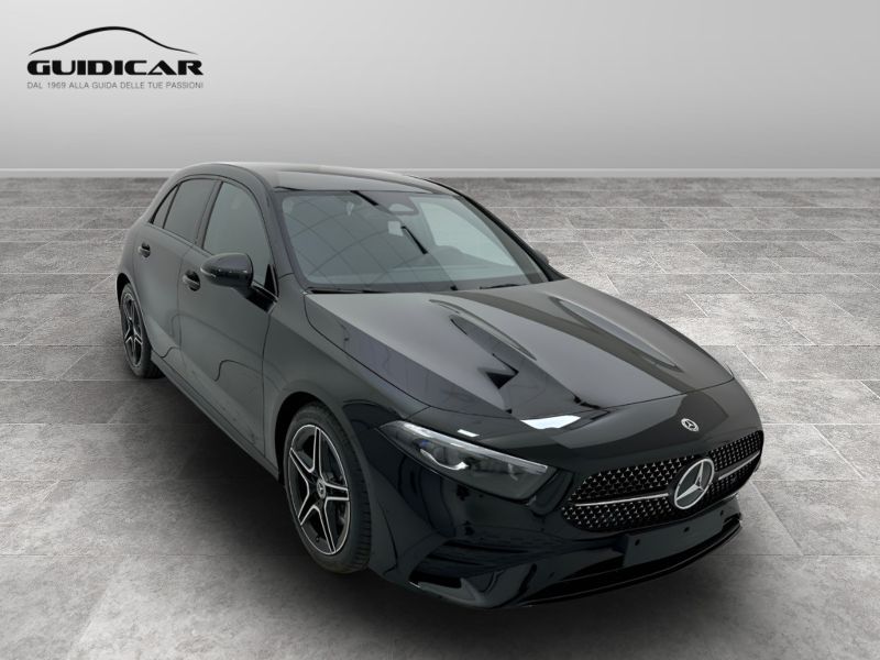 GuidiCar - MERCEDES BENZ Classe a 1 A 180 d Automatic AMG Line ADVANCED Nuovo