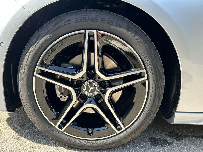 GuidiCar - MERCEDES BENZ Classe a 1 A 180 d Automatic AMG Line ADVANCED Nuovo