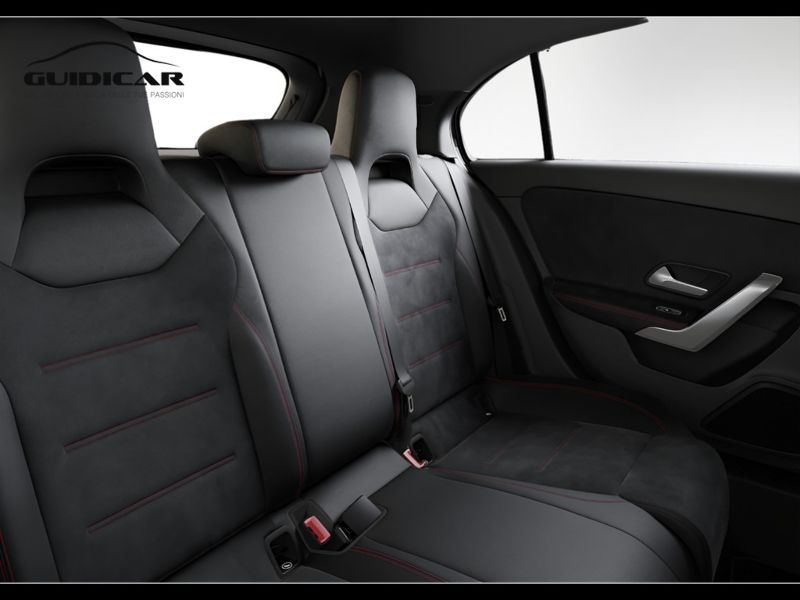 GuidiCar - MERCEDES BENZ Classe a 1 A 180 d Automatic AMG Line ADVANCED Nuovo