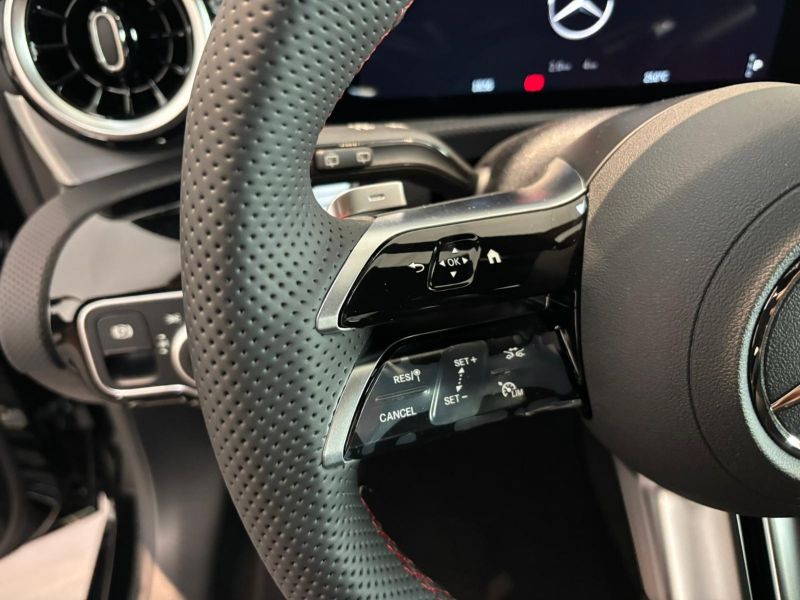 GuidiCar - MERCEDES BENZ Classe a 1 A 180 d Automatic AMG Line ADVANCED Nuovo