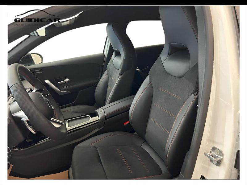 GuidiCar - MERCEDES BENZ Classe a 1 A 180 d Automatic AMG Line ADVANCED Nuovo
