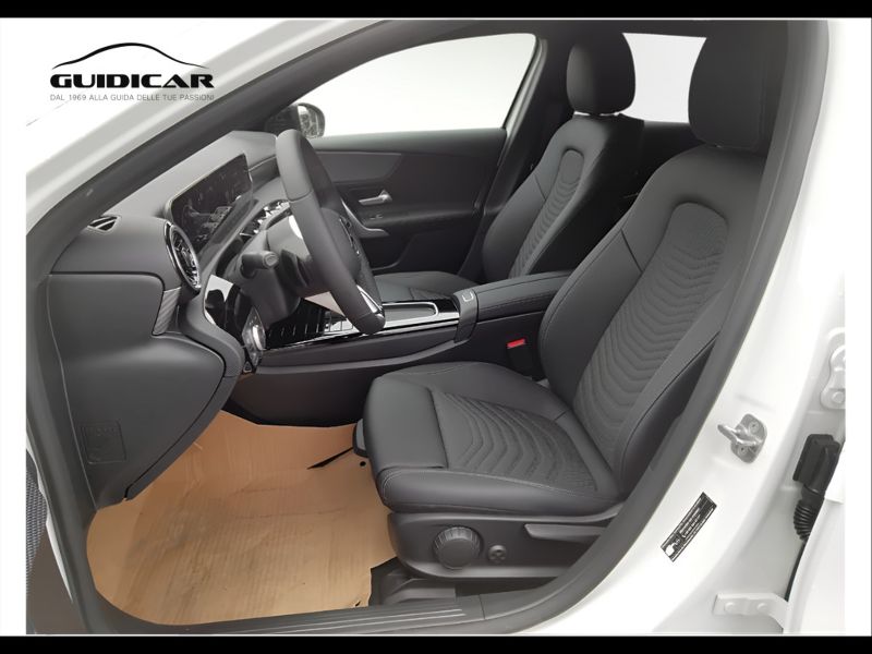 GuidiCar - MERCEDES BENZ Classe a 1 A 180 d Automatic PROGRESSIVE ADVANCED Nuovo