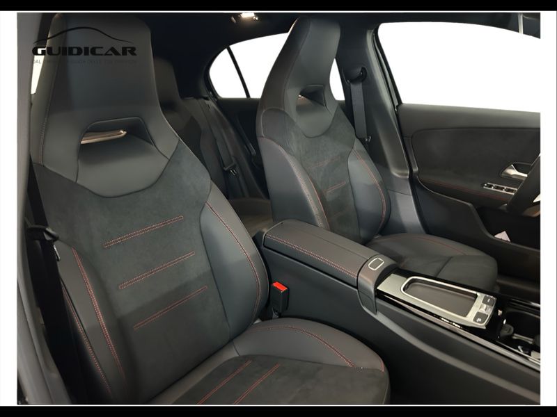 GuidiCar - MERCEDES BENZ Classe a 1 A 180 d Automatic AMG Line ADVANCED Nuovo
