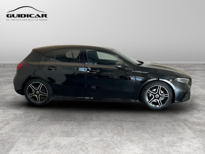 GuidiCar - MERCEDES BENZ Classe a 1 A 180 d Automatic AMG Line ADVANCED Nuovo