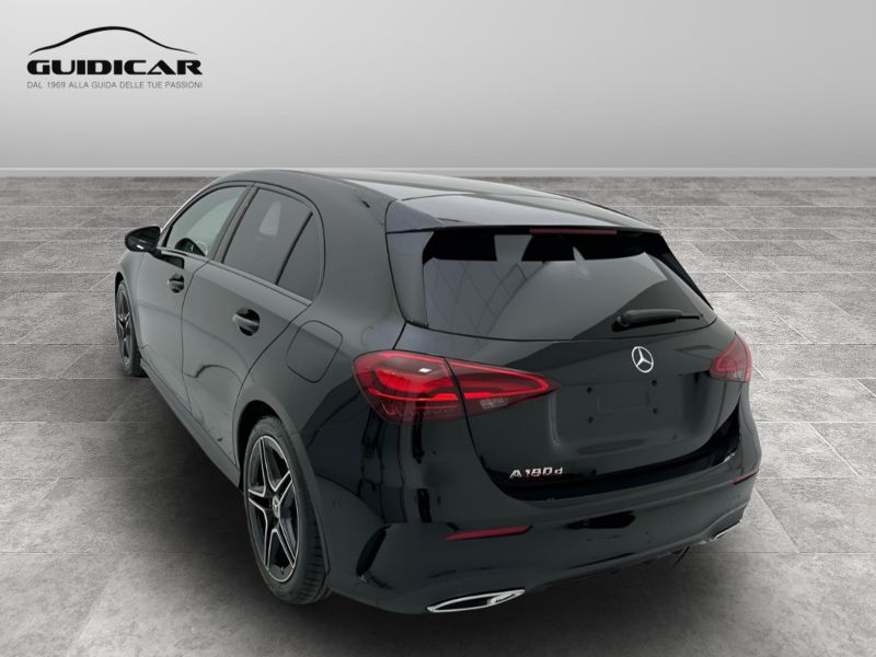 GuidiCar - MERCEDES BENZ Classe a 1 A 180 d Automatic AMG Line ADVANCED Nuovo