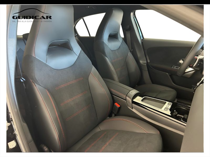 GuidiCar - MERCEDES BENZ Classe a 1 A 180 d Automatic AMG Line ADVANCED Nuovo