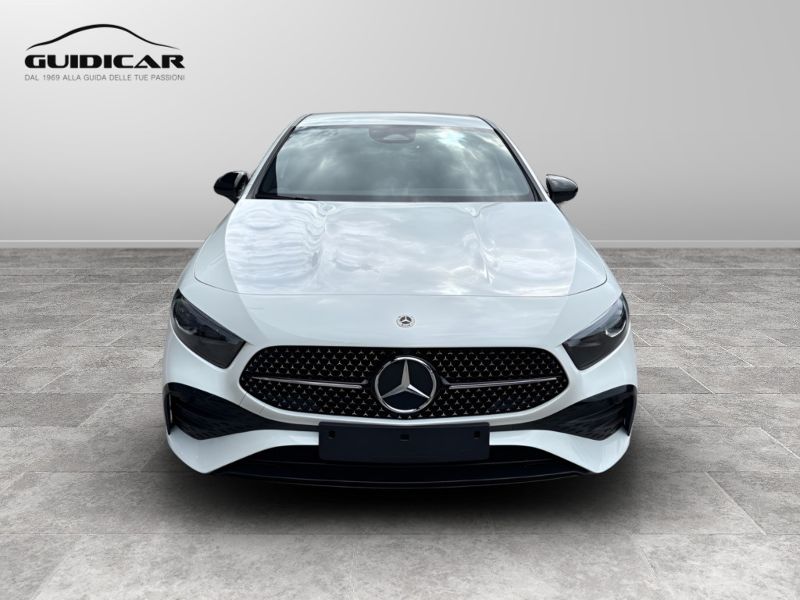 GuidiCar - MERCEDES BENZ Classe a 1 A 180 d Automatic AMG Line ADVANCED Nuovo