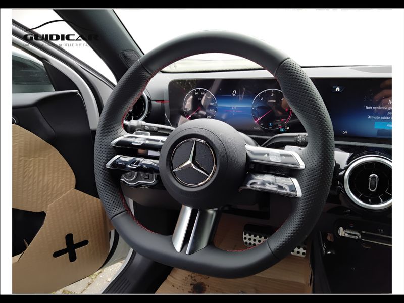 GuidiCar - MERCEDES BENZ Classe a 1 A 180 d Automatic AMG Line ADVANCED Nuovo