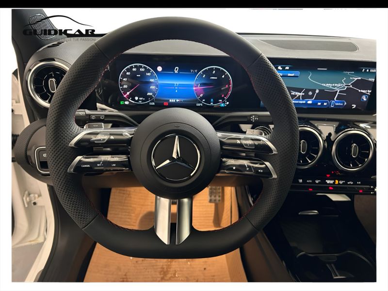 GuidiCar - MERCEDES BENZ Classe a 1 A 180 d Automatic AMG Line ADVANCED Nuovo