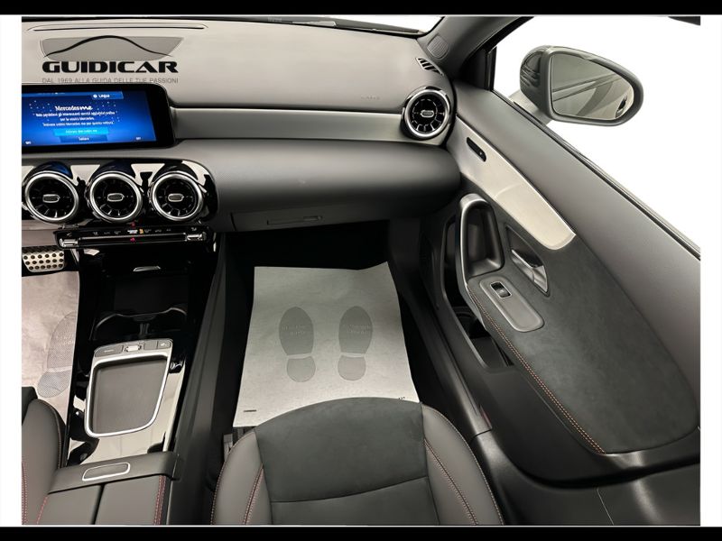 GuidiCar - MERCEDES BENZ Classe a 1 A 180 d Automatic AMG Line ADVANCED Nuovo