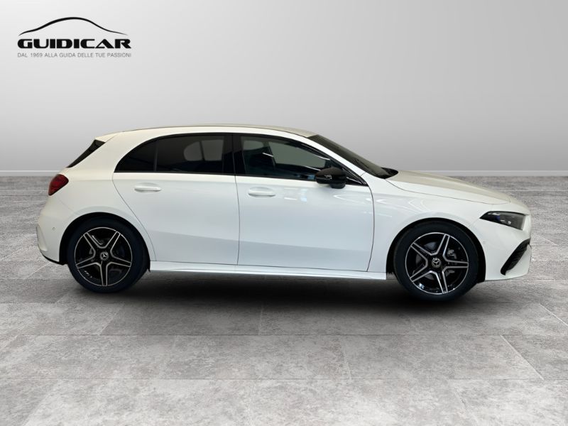 GuidiCar - MERCEDES BENZ Classe a 1 A 180 d Automatic AMG Line ADVANCED Nuovo
