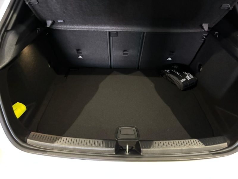 GuidiCar - MERCEDES BENZ Classe a 1 A 180 d Automatic AMG Line ADVANCED Nuovo