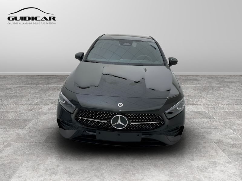 GuidiCar - MERCEDES BENZ Classe a 1 A 180 d Automatic AMG Line ADVANCED Nuovo