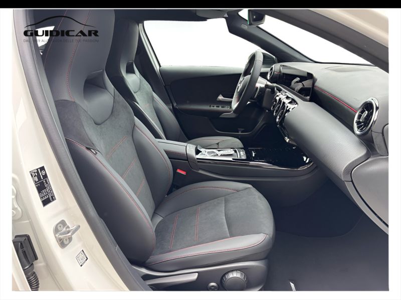 GuidiCar - MERCEDES BENZ Classe a 1 A 180 d Automatic AMG Line ADVANCED Nuovo