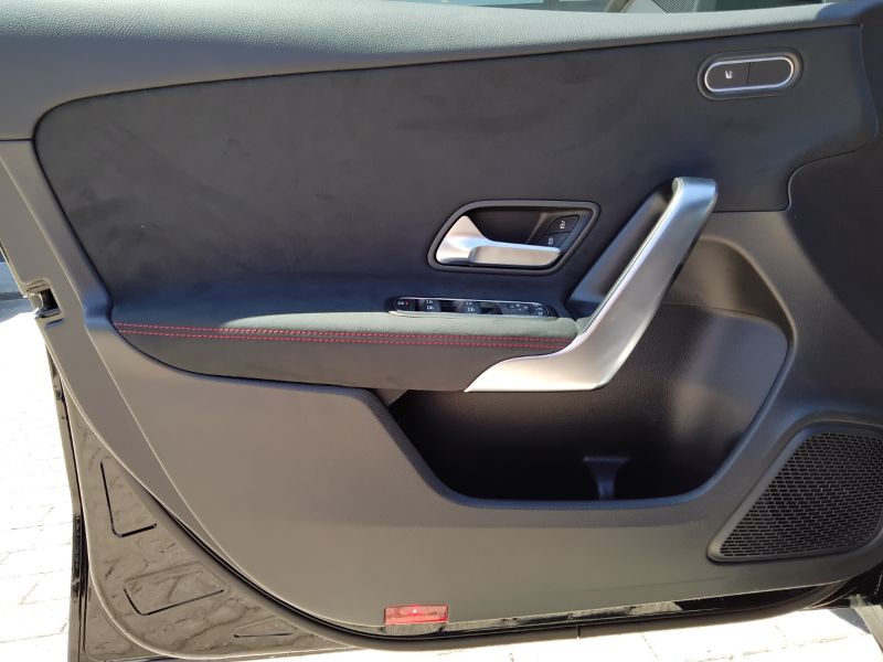 GuidiCar - MERCEDES BENZ Classe a 1 A 180 d Automatic AMG Line ADVANCED Nuovo