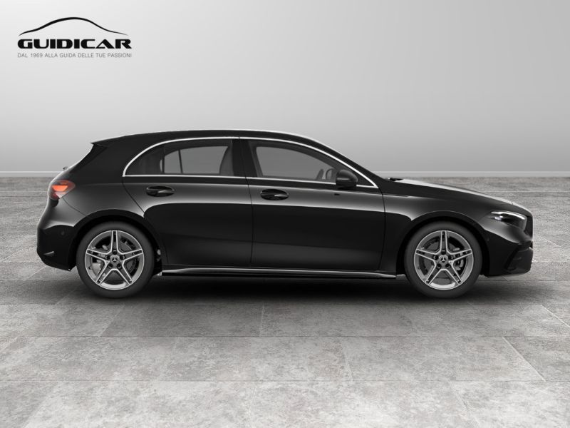 GuidiCar - MERCEDES BENZ Classe a 1 A 180 d Automatic AMG Line ADVANCED Nuovo
