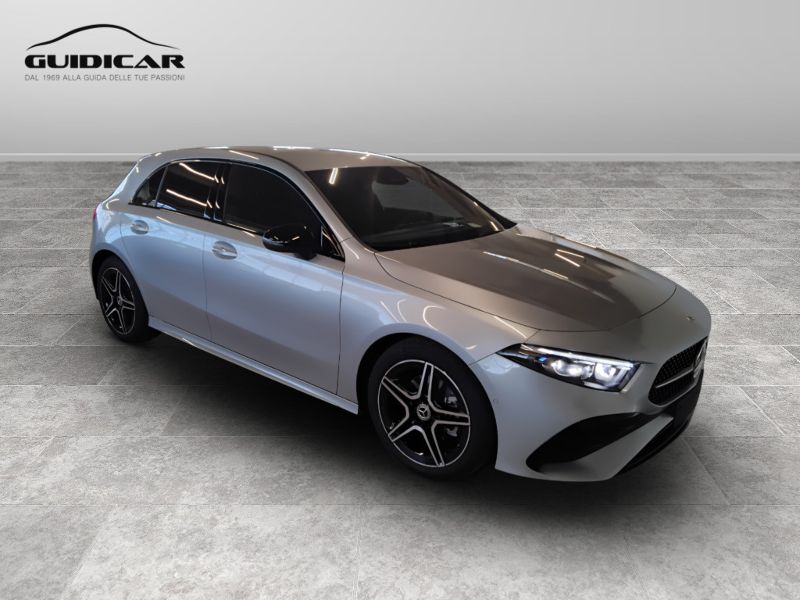 GuidiCar - MERCEDES BENZ Classe a 1 A 180 d Automatic AMG Line ADVANCED Nuovo