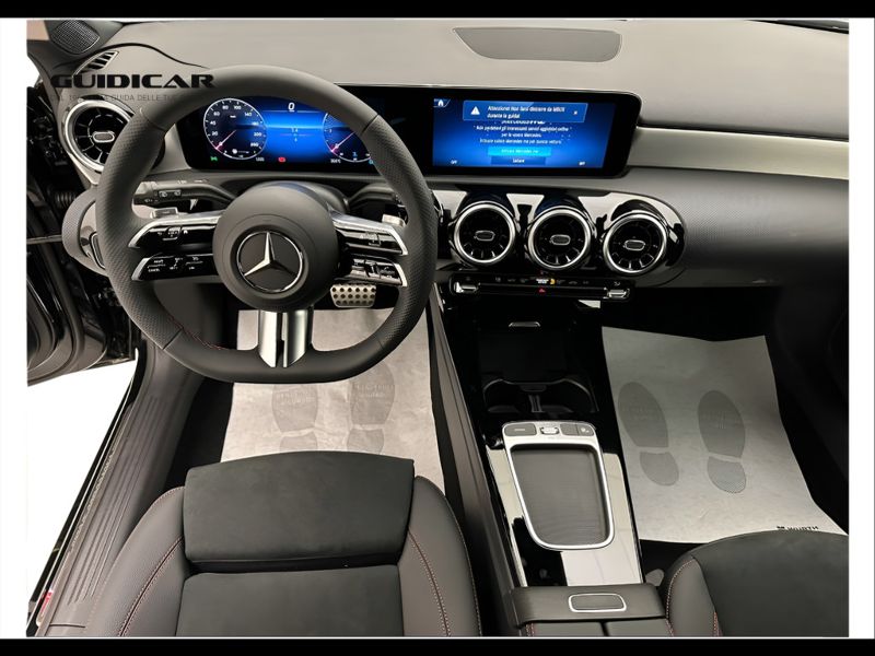 GuidiCar - MERCEDES BENZ Classe a 1 A 180 d Automatic AMG Line ADVANCED Nuovo