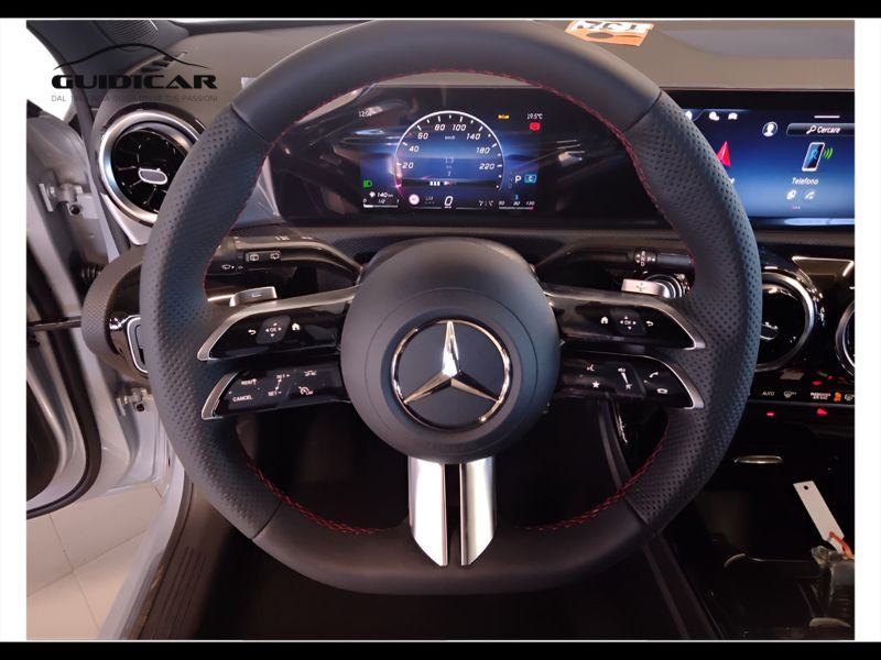 GuidiCar - MERCEDES BENZ Classe a 1 A 180 d Automatic AMG Line ADVANCED Nuovo