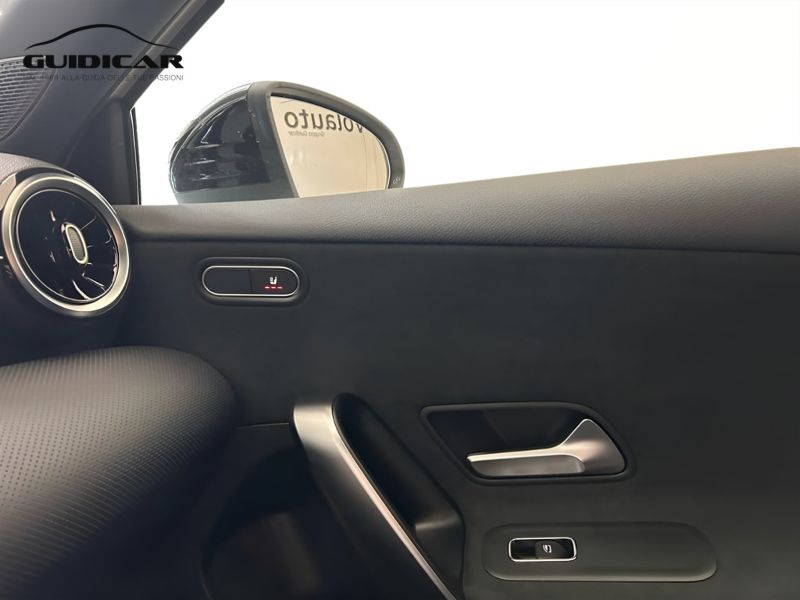 GuidiCar - MERCEDES BENZ Classe a 1 A 180 d Automatic AMG Line ADVANCED Nuovo