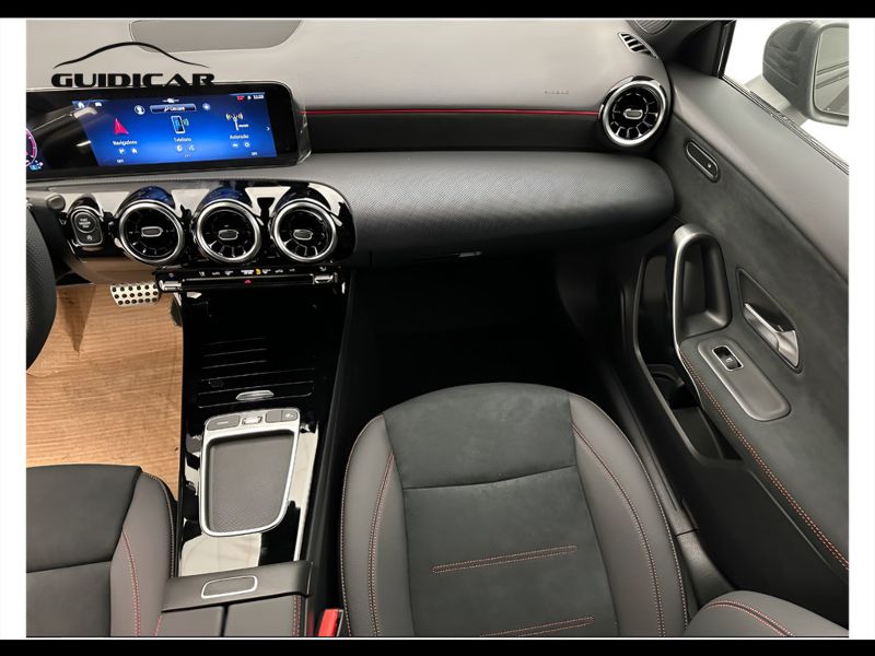 GuidiCar - MERCEDES BENZ Classe a 1 A 180 d Automatic AMG Line ADVANCED Nuovo