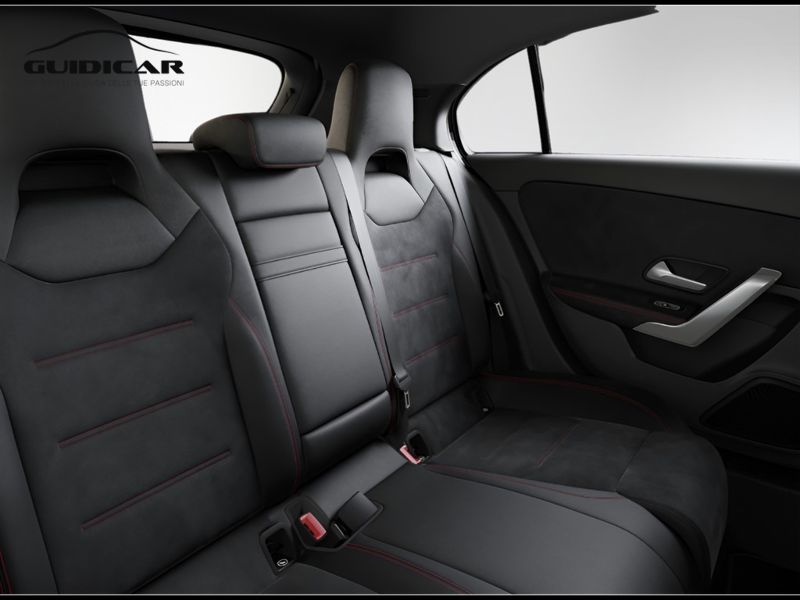GuidiCar - MERCEDES BENZ Classe a 1 A 180 d Automatic AMG Line ADVANCED Nuovo