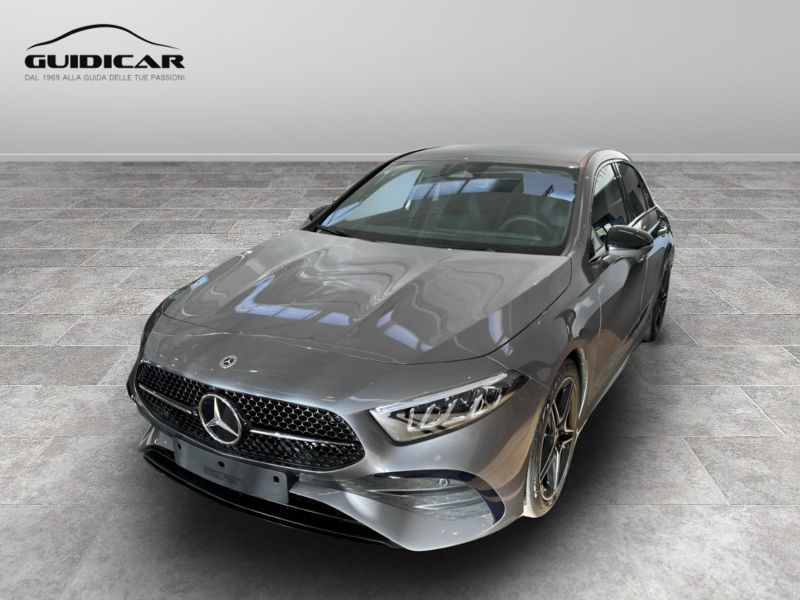 GuidiCar - MERCEDES BENZ Classe a 1 A 180 d Automatic AMG Line ADVANCED PLUS Nuovo