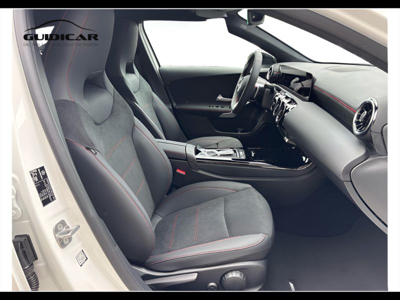 GuidiCar - MERCEDES BENZ Classe a 1 A 180 d Automatic AMG Line ADVANCED Nuovo