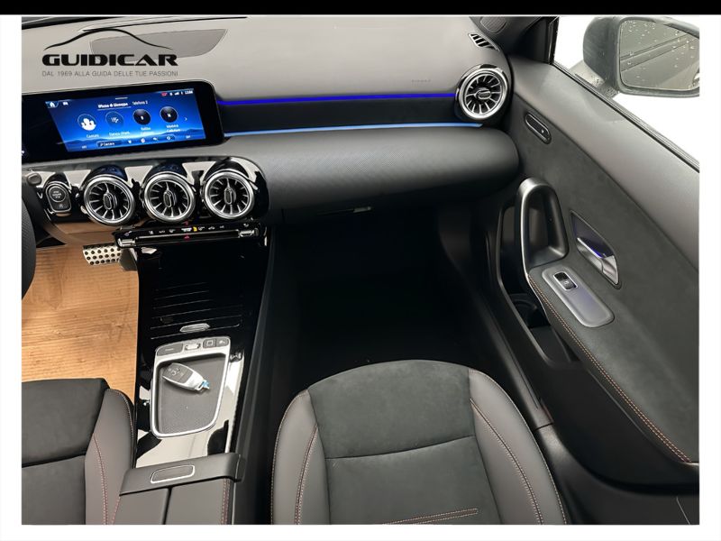 GuidiCar - MERCEDES BENZ Classe a 1 A 180 d Automatic AMG Line ADVANCED PLUS Nuovo